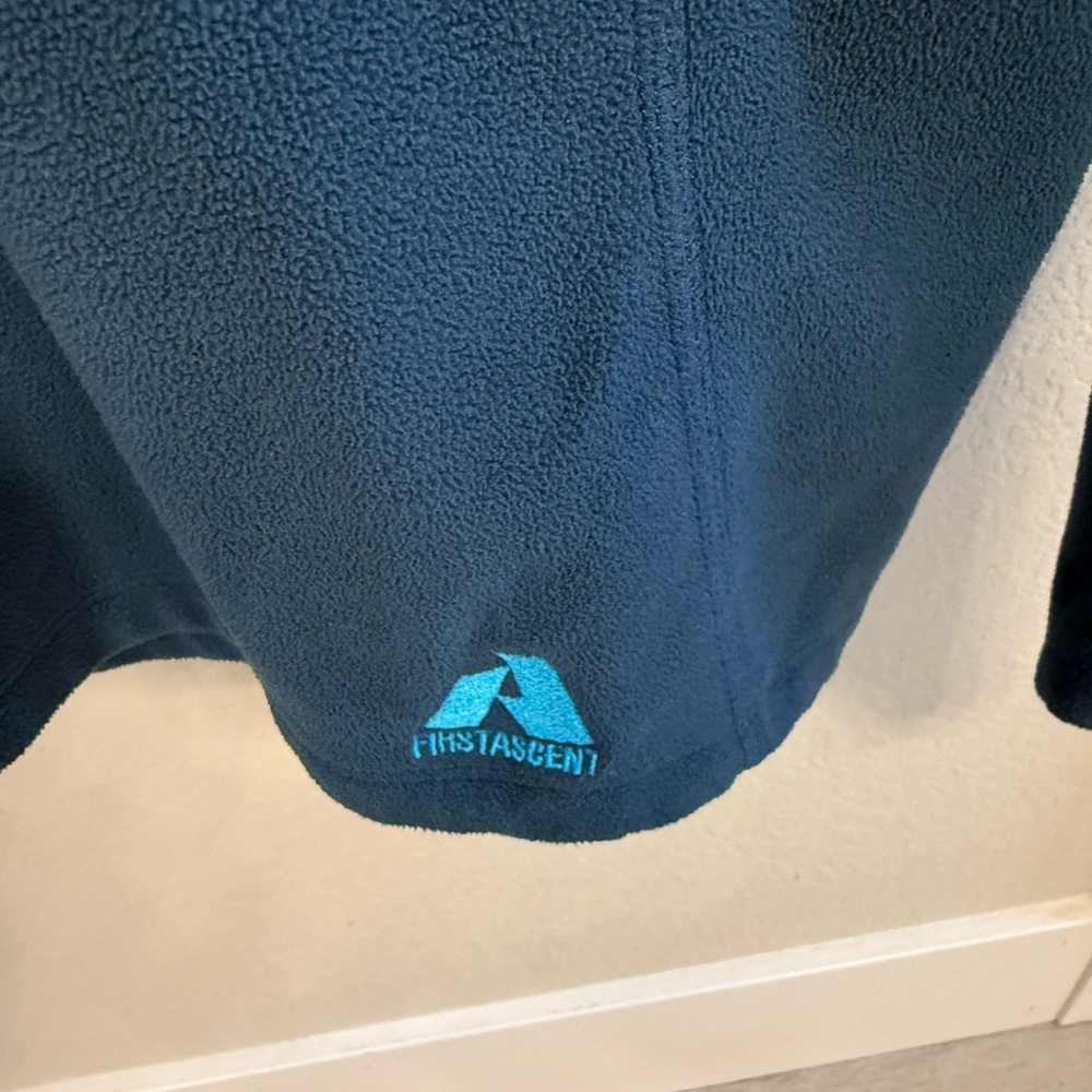 Fleece jacket - Picture 3 of 5